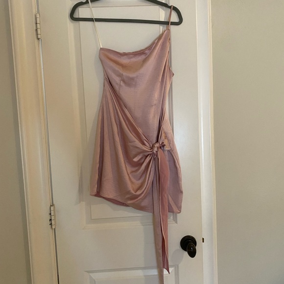 Lovers + Friends silk mini dress with tie, size XS! Worn once. - Picture 2 of 5